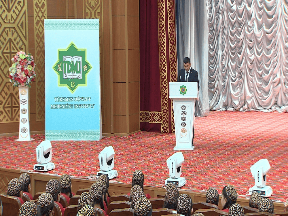 «TÜRKMEN BITARAPLYGY DÖWLET BERKARARLYGYMYZYŇ BERK BINÝADYDYR»  ATLY YLMY-AMALY MASLAHAT 