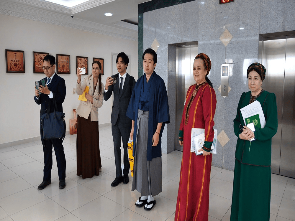 MEDENIÝETIŇ TARYHY HAKYNDA TÄSIRLI OKUW